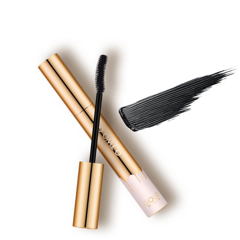 O.TWO.O The Golden Crescent-shaped Brush Head Is Waterproof, Sweat-proof And Long-lasting Non-smudge Mascara