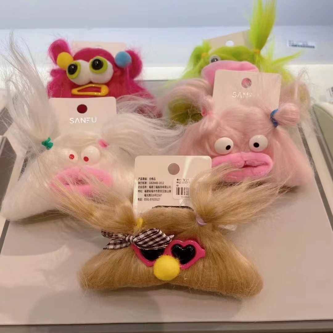 Plush Grip Female Heart Weird Headband With Ears