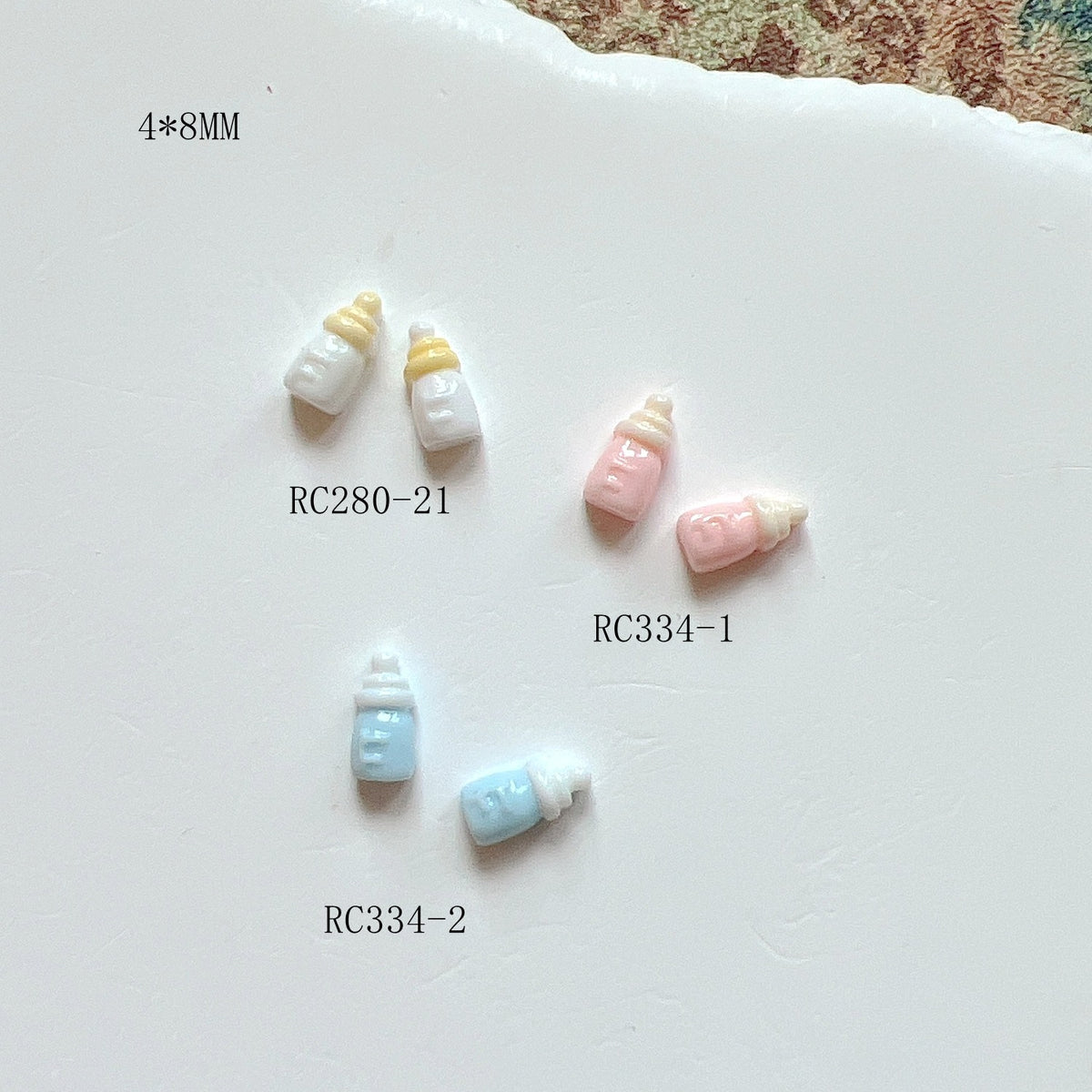 Nail Art Cartoon Accessories In The Shape Of A Baby Bottle