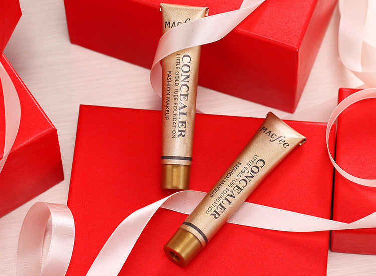 Macfee Liquid foundation concealer