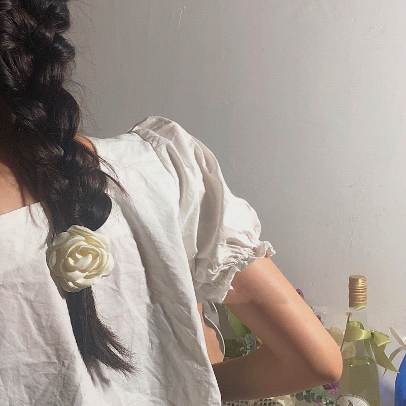 Vintage Oil ting Style Cream Rose Hair Rope