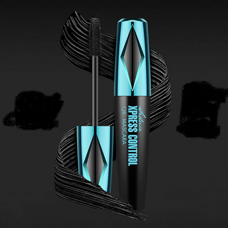 QIC The New Smurf Mascara Is Waterproof And Not Blooming