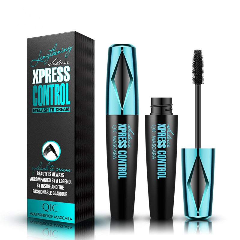 QIC The New Smurf Mascara Is Waterproof And Not Blooming