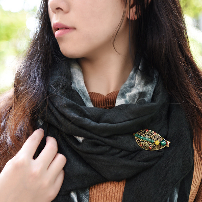 Woven Featured Silk Skin Markf Buckle Leaf Female Hairpin