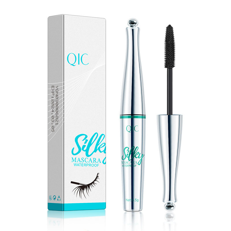 QIC Thick And Long Waterproof Mascara