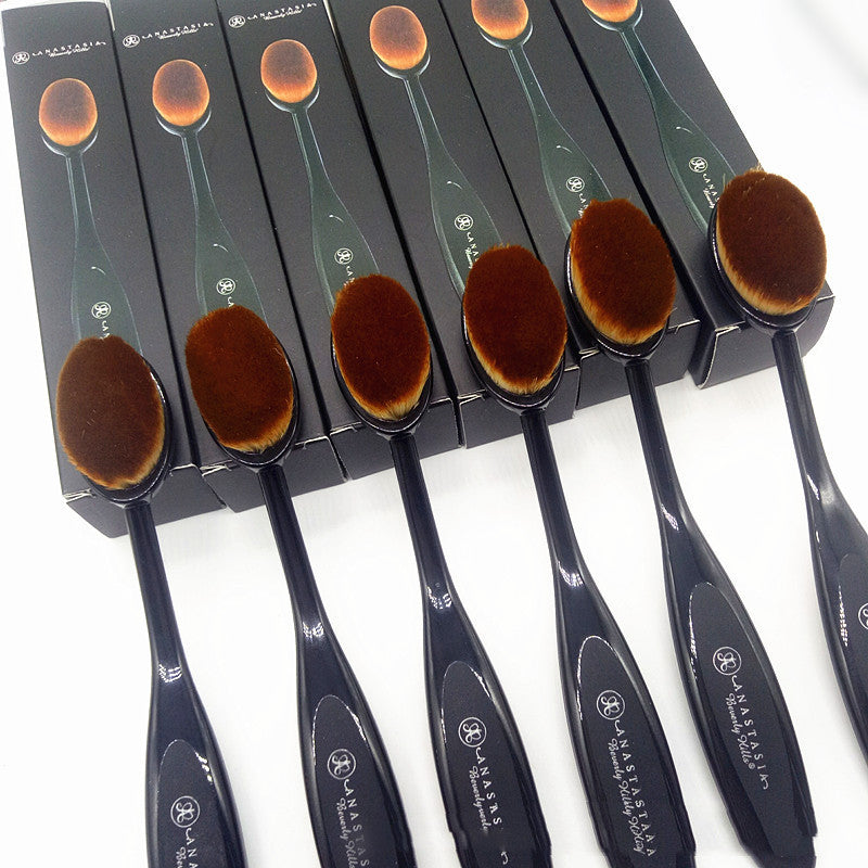 Anastasia Ladies Fashion Foundation Brush Beauty Tool