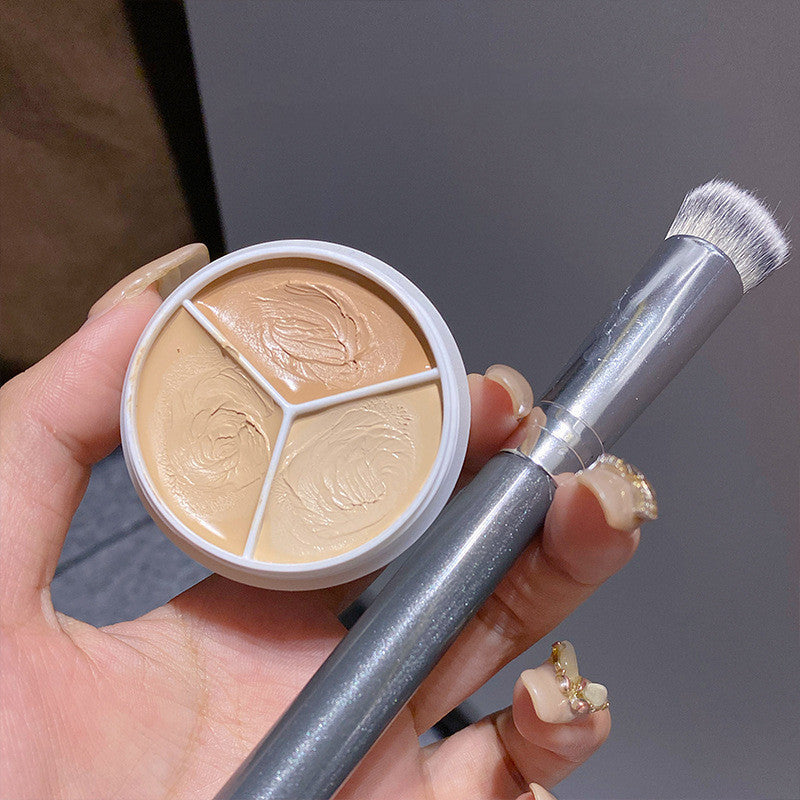 Sweet Mint New Hot Sell Tri-Color Concealer Foundation