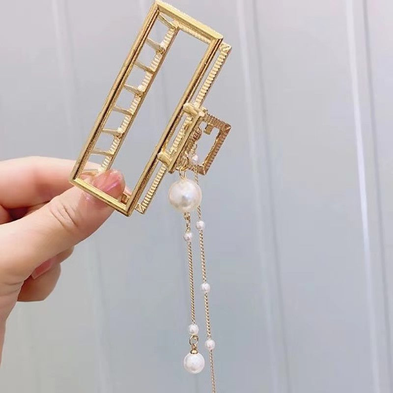 Metal Bow Pearl Pendant Hair Clip