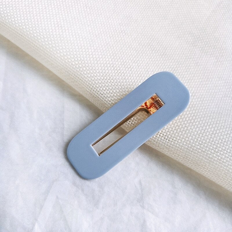 Macaron hairpin