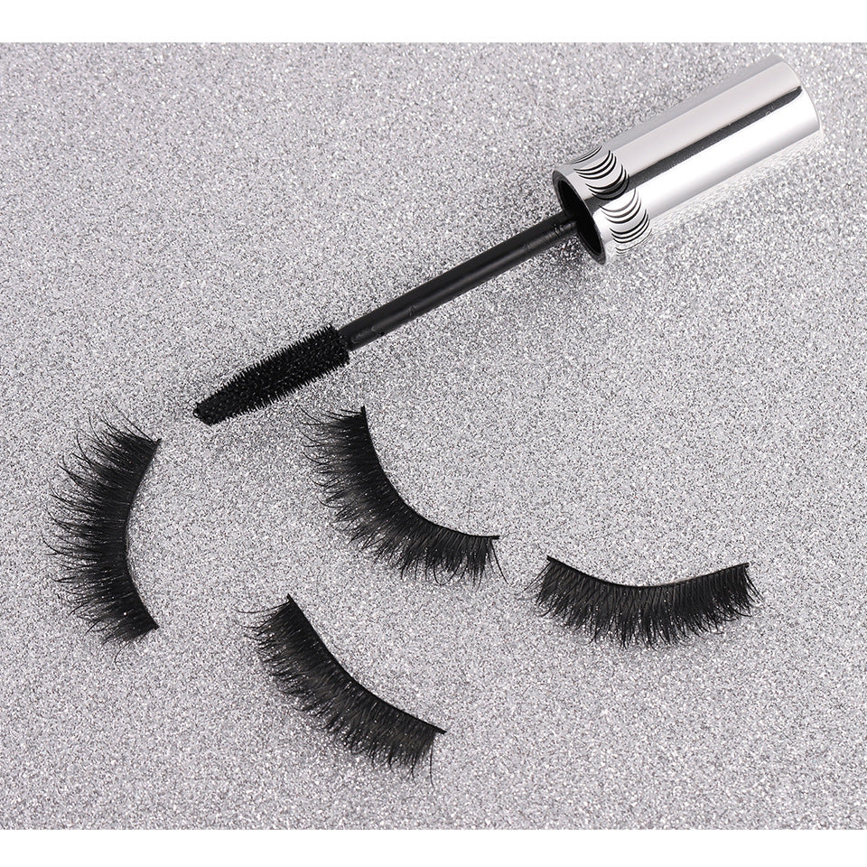 M.N Menow Thick and waterproof mascara