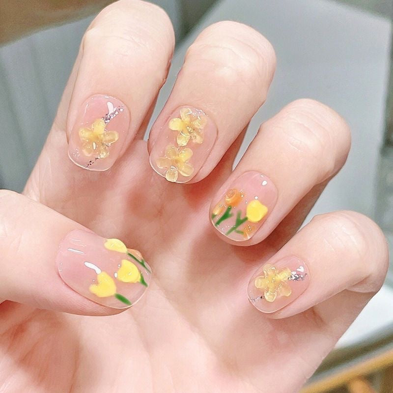 Hand ted Tulip Nail Patches