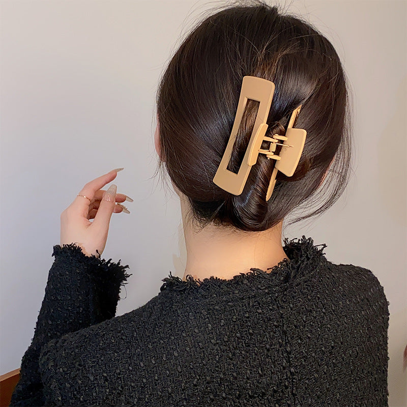 Women's Simple And Versatile Solid Color Grip Clip