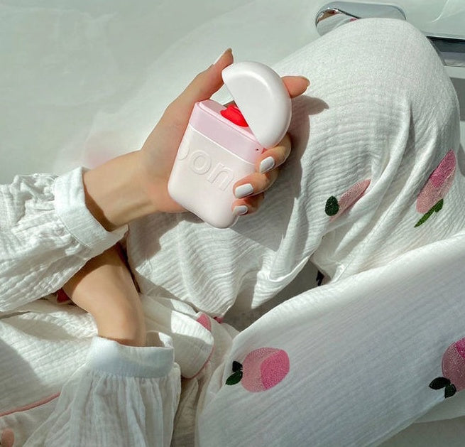 Shivoon Lighter Hand Cream Moisturizing And Refreshing