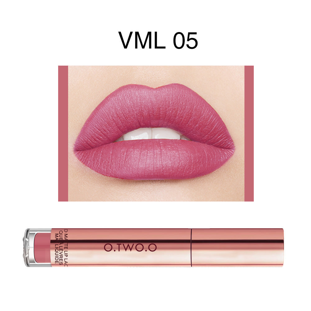 O.TWO.O Non-fading matte lip gloss