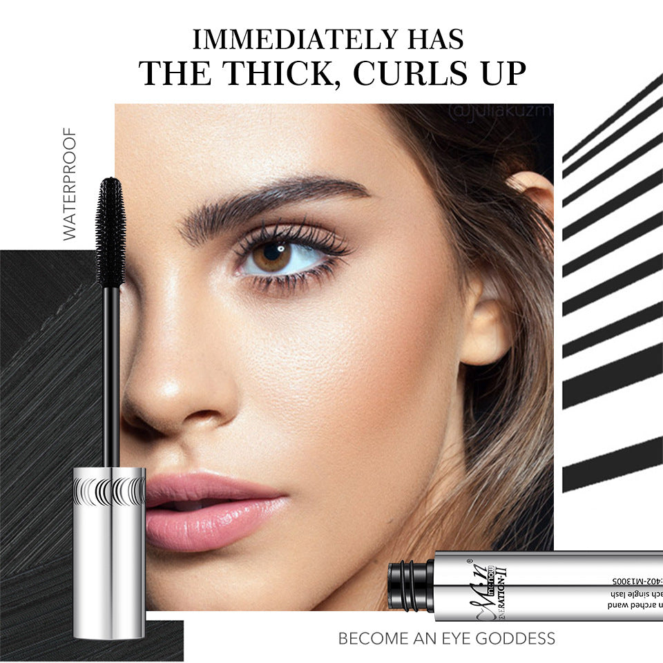 M.N Menow Thick and waterproof mascara