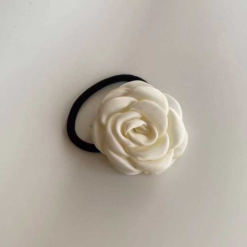 Vintage Oil ting Style Cream Rose Hair Rope