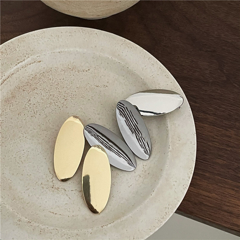 Metallic t Surface Alloy Side Duck Clip