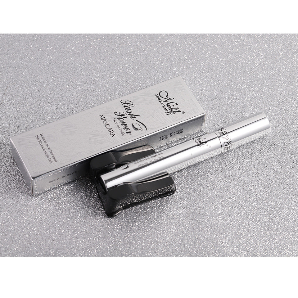M.N Menow Thick and waterproof mascara