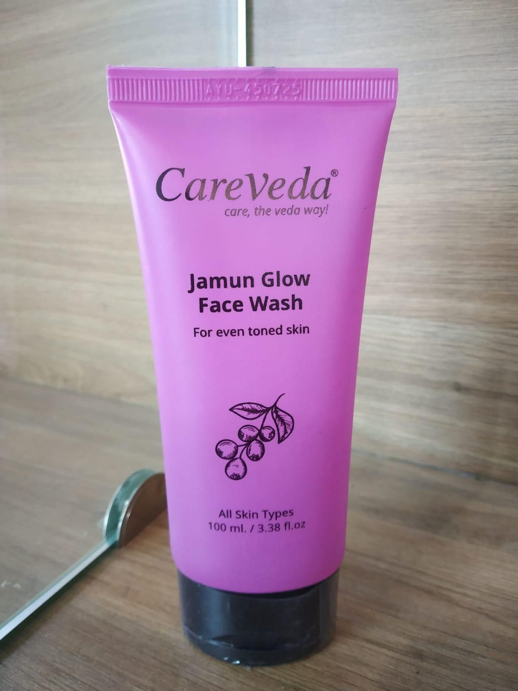 CareVeda Jamun Glow Face Wash 100 ml