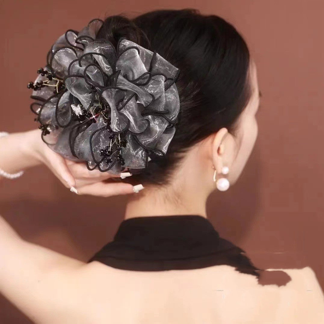 Fluffy And Draping Senior Gray Flower Bud Grip