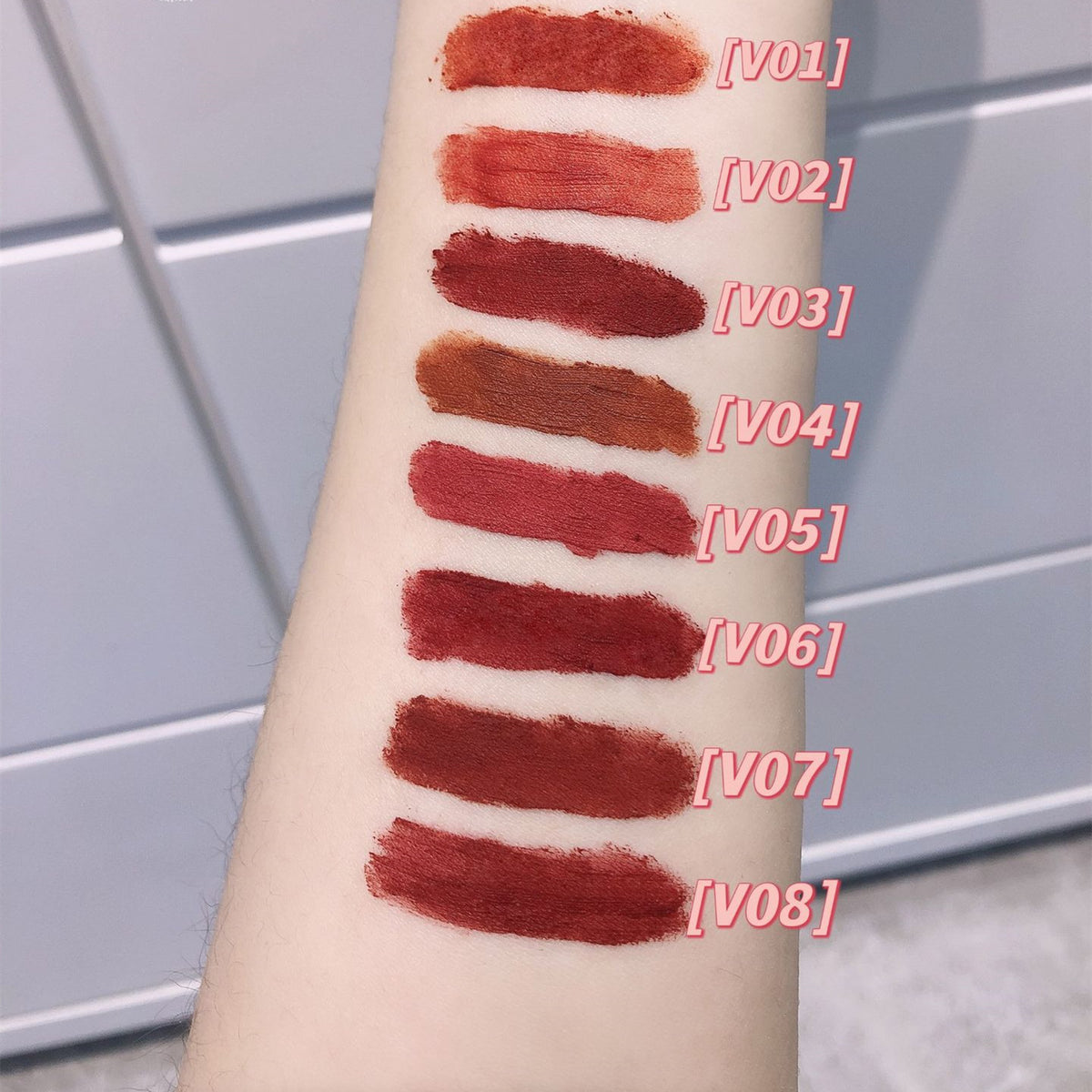 LVVO Non-stick Lip Balm For Long-lasting Color Fixation Recommended By Students