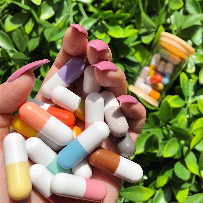 Derol Mini Capsule Lipstick Velvet Canned Pills Student Make Up 16pcs
