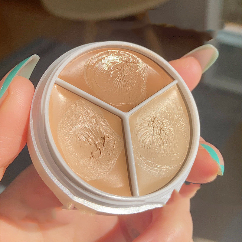 Sweet Mint New Hot Sell Tri-Color Concealer Foundation