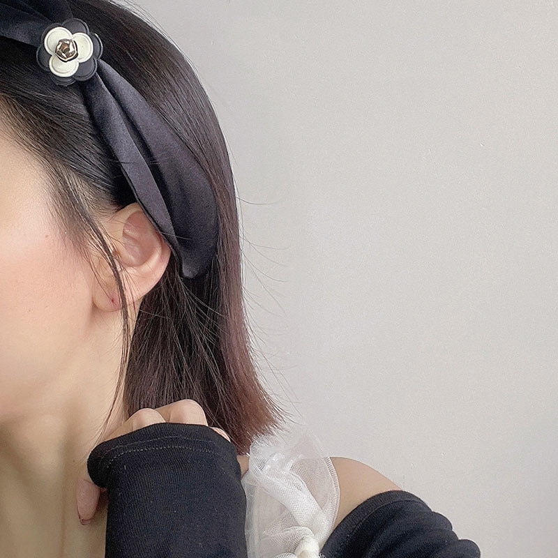 Pearl Small Fragrance Flower Headband