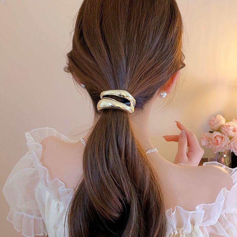 New Irregular Metal Hair Tie A Stylish Chic Hairband For Ponytails That Elevates Any Young Girls Look